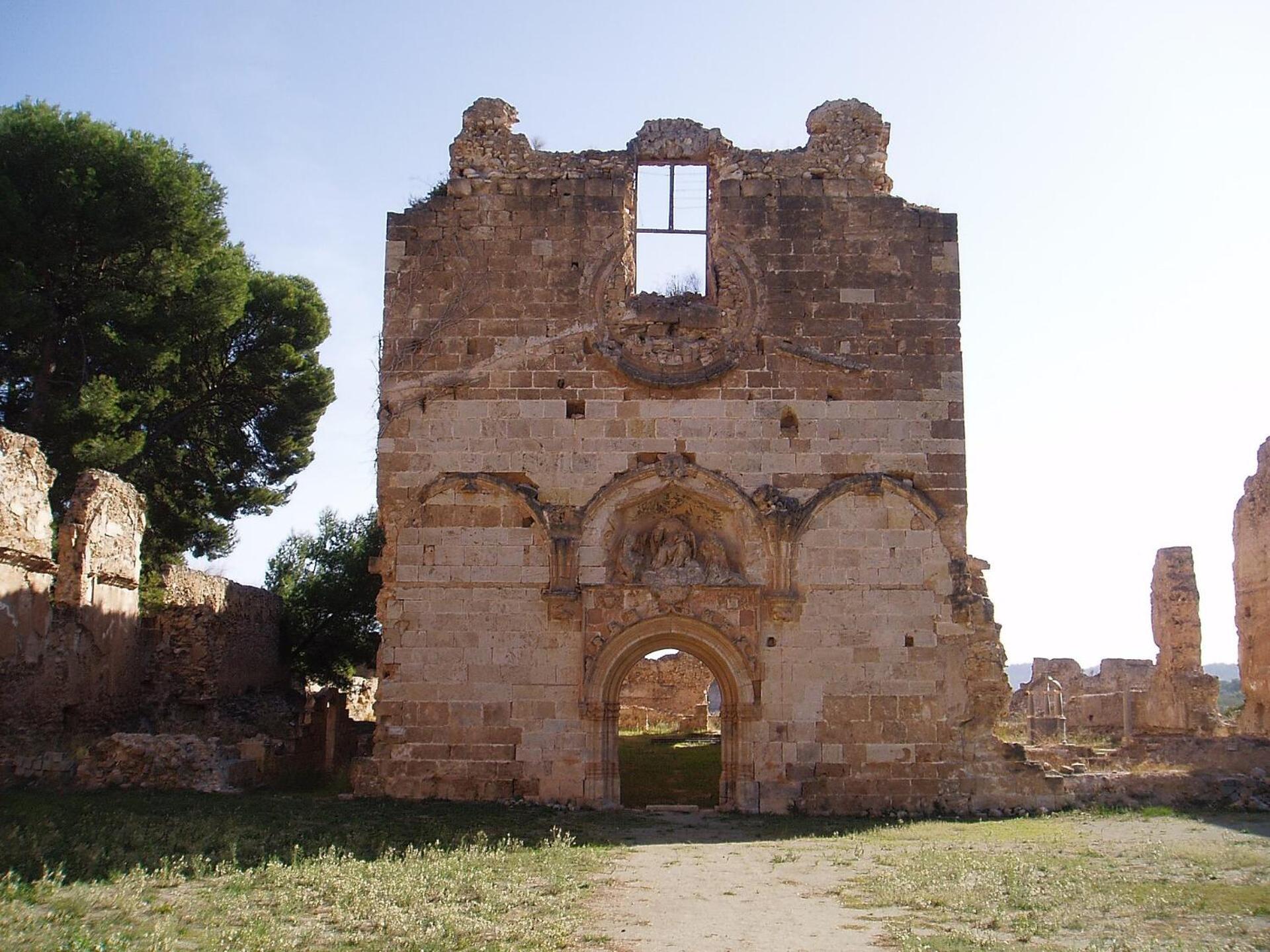 Masía de San Juan, casa rural renovada y con terraza privada en castillo con piscina Segorbe  Exterior foto