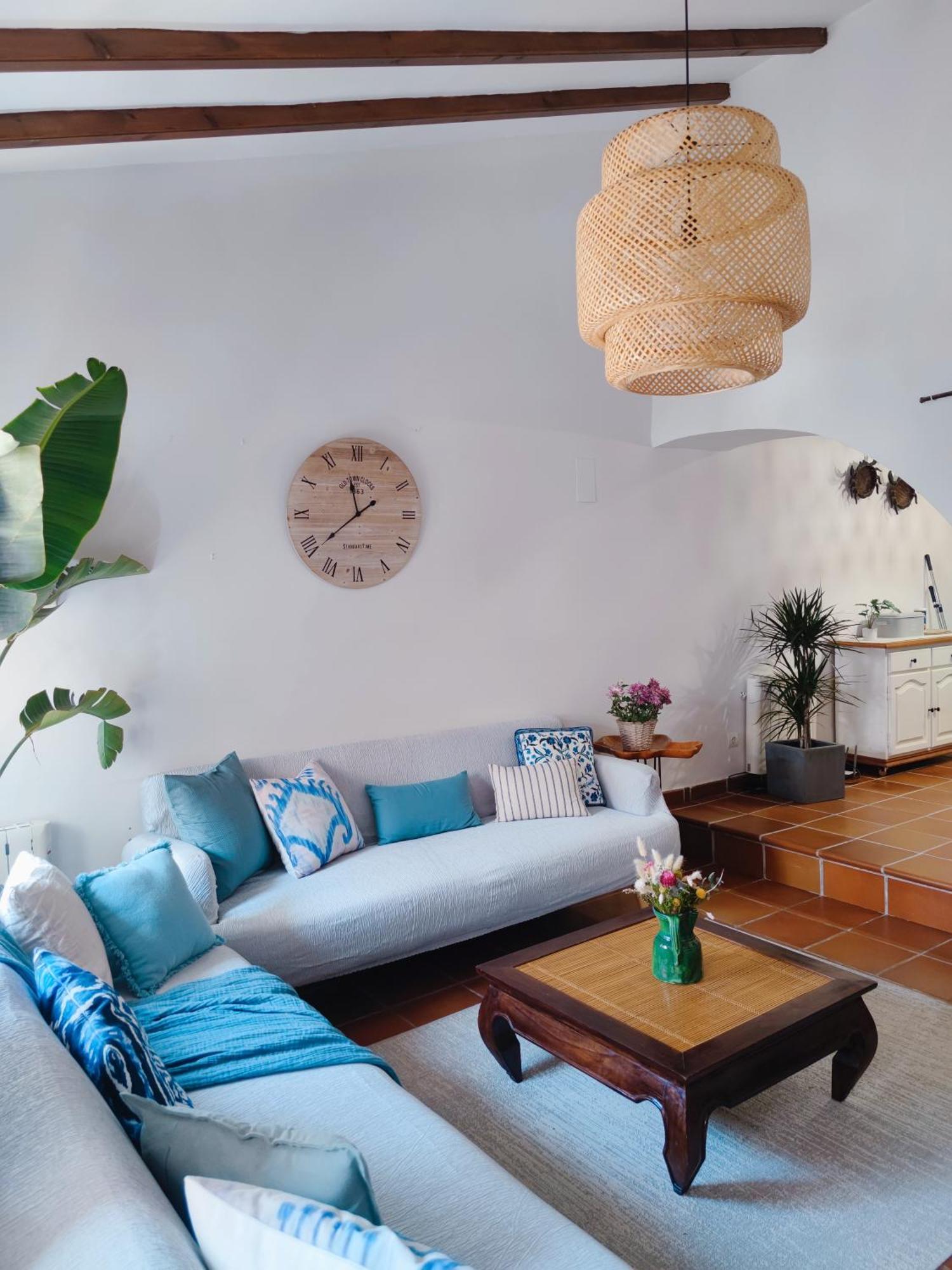 Masía de San Juan, casa rural renovada y con terraza privada en castillo con piscina Segorbe  Exterior foto